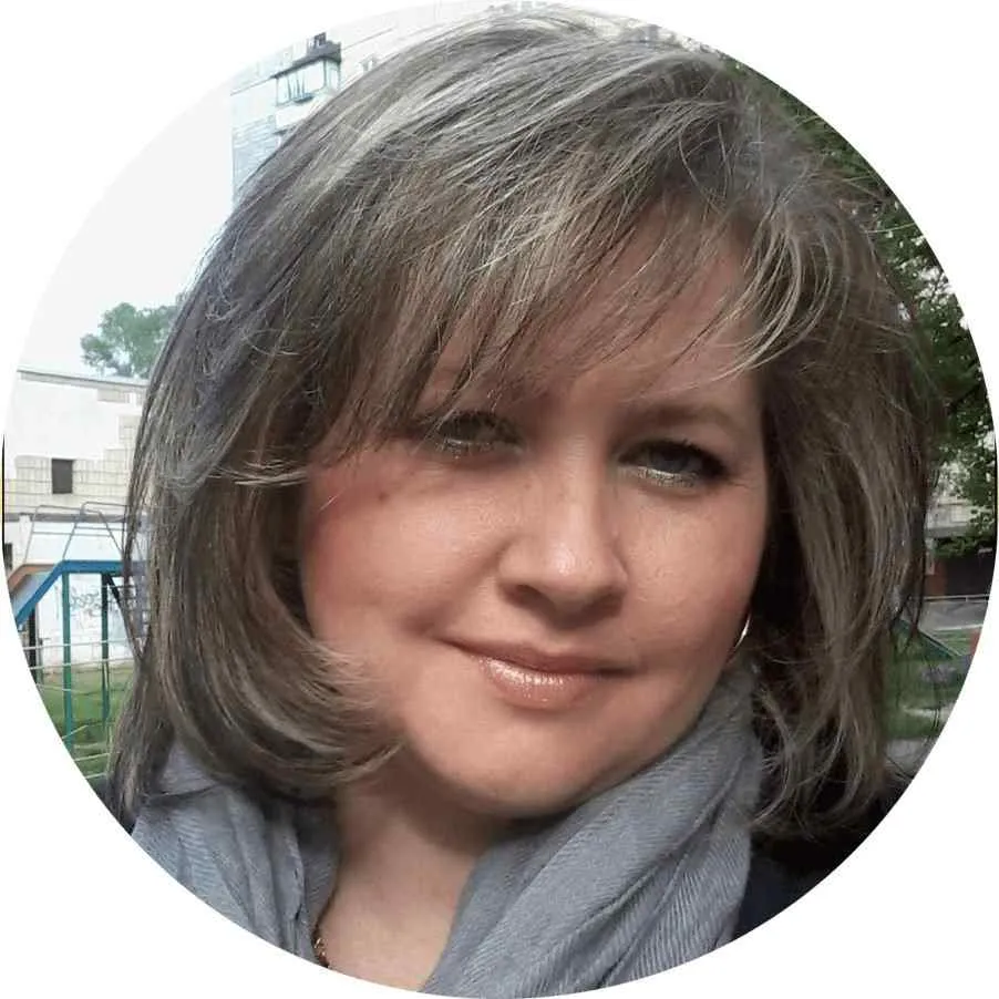 Иванова Николь